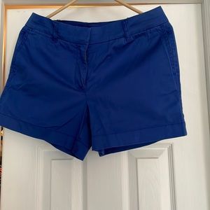 Blue J. Crew chino shorts. Women’s size 4